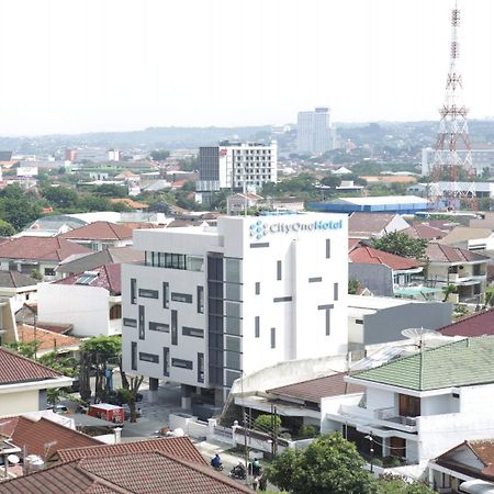 Citrip Hotel Simpang Lima Semarang Exterior photo