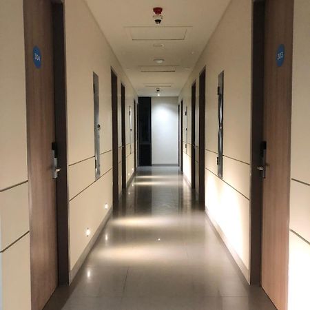 Citrip Hotel Simpang Lima Semarang Exterior photo