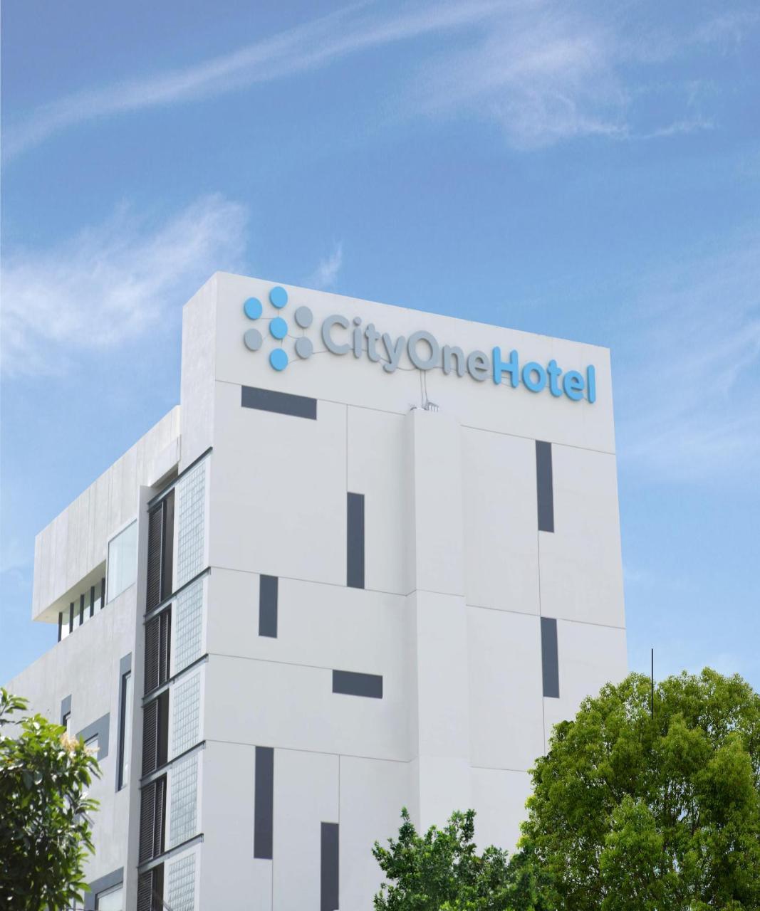Citrip Hotel Simpang Lima Semarang Exterior photo